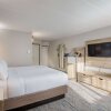 Отель La Quinta Inn & Suites by Wyndham Lexington Park - Patuxent, фото 25