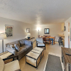 Отель New Listing! Charming Mountain-view Ski 2 Bedroom Condo, фото 10