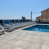 Отель Holiday house Sandra - with pool : Makarska. Riviera Makarska, фото 1