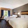 Отель Hampton Inn & Suites Camp Springs/Andrews AFB, фото 11