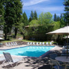 Отель The Fall Line by Lake Tahoe Accommodations, фото 10