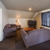 Отель The Haven Newmarket Suites, фото 4