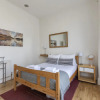 Отель Bright Clapham flat with private garden, sleeps 4, фото 7