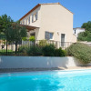 Отель Maison familiale avec piscine privée et sécurisée située à Caumont sur Durance dans le Vaucluse pour, фото 13