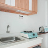 Отель Comfort Studio Room At Bassura City Apartment, фото 11