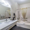 Отель Quality Inn & Suites Canton, фото 9