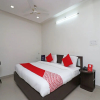 Отель OYO 6137 Hotel Star, фото 6
