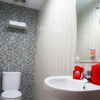 Отель Zen Rooms Near Tunjungan Plaza, фото 9