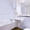 Отель Travelodge Liverpool Central Exchange Street, фото 10