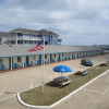 Отель Dolphin Oceanfront Motel, фото 21