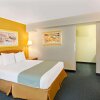 Отель Travelodge by Wyndham Rapid City, фото 11