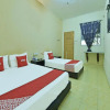 Отель OYO 90706 Empire Inn 2, фото 2