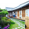 Отель Jeonju Yeonwoodang Hanok Pension, фото 20