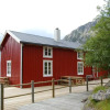Отель Lofoten Cabins - Sund, фото 6
