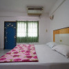 Отель OYO 1004 Naklua Mansion, фото 4