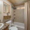 Отель Mountain Top - Two Bedroom Cabin, фото 10