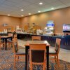 Отель Holiday Inn Express Airport-Calgary, an IHG Hotel, фото 21