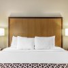 Отель La Quinta Inn & Suites by Wyndham Biloxi, фото 40