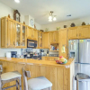 Отель Eclectic Mandeville Home: Walk to Lakefront Park, фото 9
