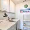 Отель Galveston Family Getaway, 1 Block to Beach!, фото 7