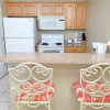Отель Twin Palms 1703 - One Bedroom Condo, фото 11
