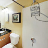 Отель Charming Unit D - 2 Br Duplex, фото 3