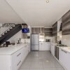 Отель Bright and Homely 3 Bedroom Home in Newlands, фото 12
