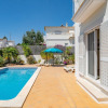 Отель Portim o Villa 650m to Vau Beach by Ideal Homes, фото 1
