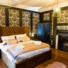 Отель Maison Parfaite YO1 - Exquisite 400 Year Old, City Centre Townhouse, фото 14