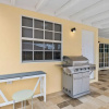 Отель Cute Cozy 3BR Great Location, фото 13