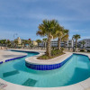 Отель Tilghman Beach and Golf Resort by Condo-World, фото 28