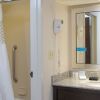 Отель Hampton Inn and Suites Kokomo, фото 23