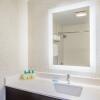 Отель Holiday Inn Express Hotel & Suites Boston-Marlboro, an IHG Hotel, фото 7