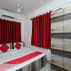 Отель OYO 11054 Amar Raj Guest House, фото 10