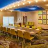 Отель Holiday Inn Express & Suites Detroit North - Roseville, an IHG Hotel, фото 28