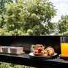 Отель Superb City View - Bright & Stylish - 2BR, фото 13