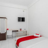 Отель RedDoorz Syariah @ Wisma Arya 2, фото 4