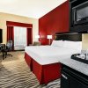 Отель Holiday Inn Express & Suites Cotulla, an IHG Hotel, фото 3