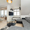 Отель Big 4-Bedroom Flat, Terrace with Great Vitkov View, фото 5