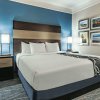 Отель La Quinta Inn & Suites by Wyndham Phoenix I-10 West, фото 26