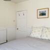 Отель Entire Cottage Style Flat in Heart of Wallingford, фото 5