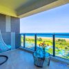 Отель Hailing Island Poly Shili Silver Beach Lanhaizhixing Holiday Apartment, фото 4