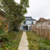 Отель The Putney Arms - Bright 4BDR Mews Home wiith Garden and Patio, фото 17