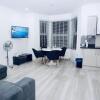 Отель E2M Stays Luxury Apt Close to Ilford Station with Free Parking в Лондоне