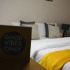 Отель Remarkable 3-bed Ground Floor Apartment - Coventry, фото 14
