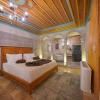 Отель Secret Hill Cave Suites, фото 34