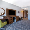 Отель Hampton Inn & Suites Ottawa West, фото 13