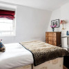Отель Bright Parsons Green Maisonette, фото 7