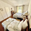 Отель Holiday Lettings Beech Lodge - Stunning 6-bed King, фото 7