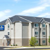 Отель Microtel Inn & Suites by Wyndham Dickinson, фото 1